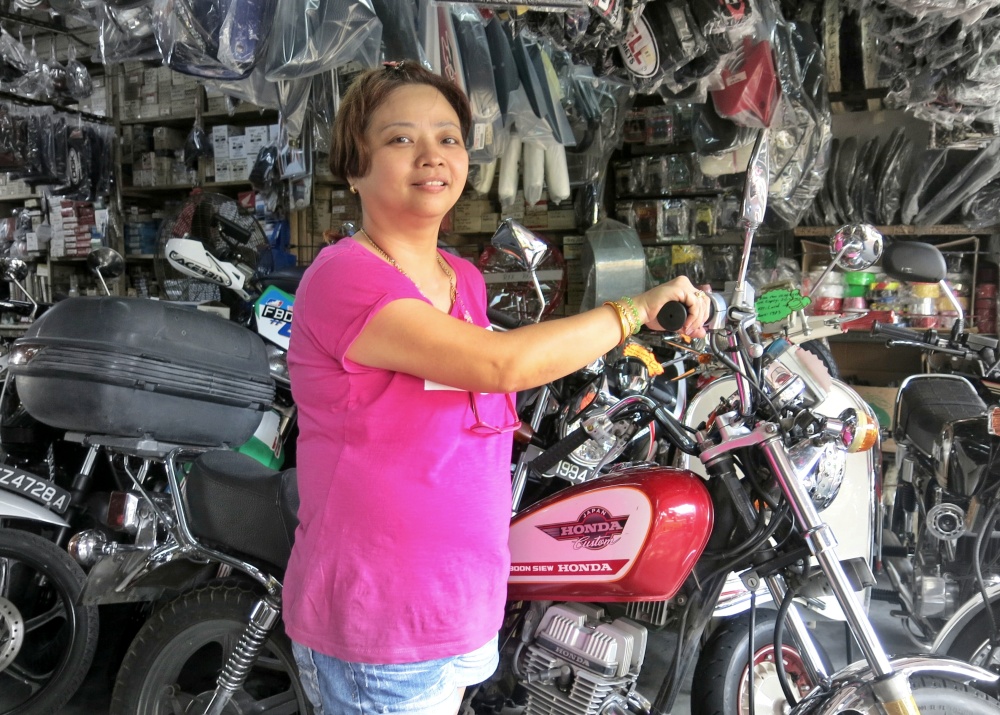 Motorcycle  shop in Singapore | Shopkeeper Stories
